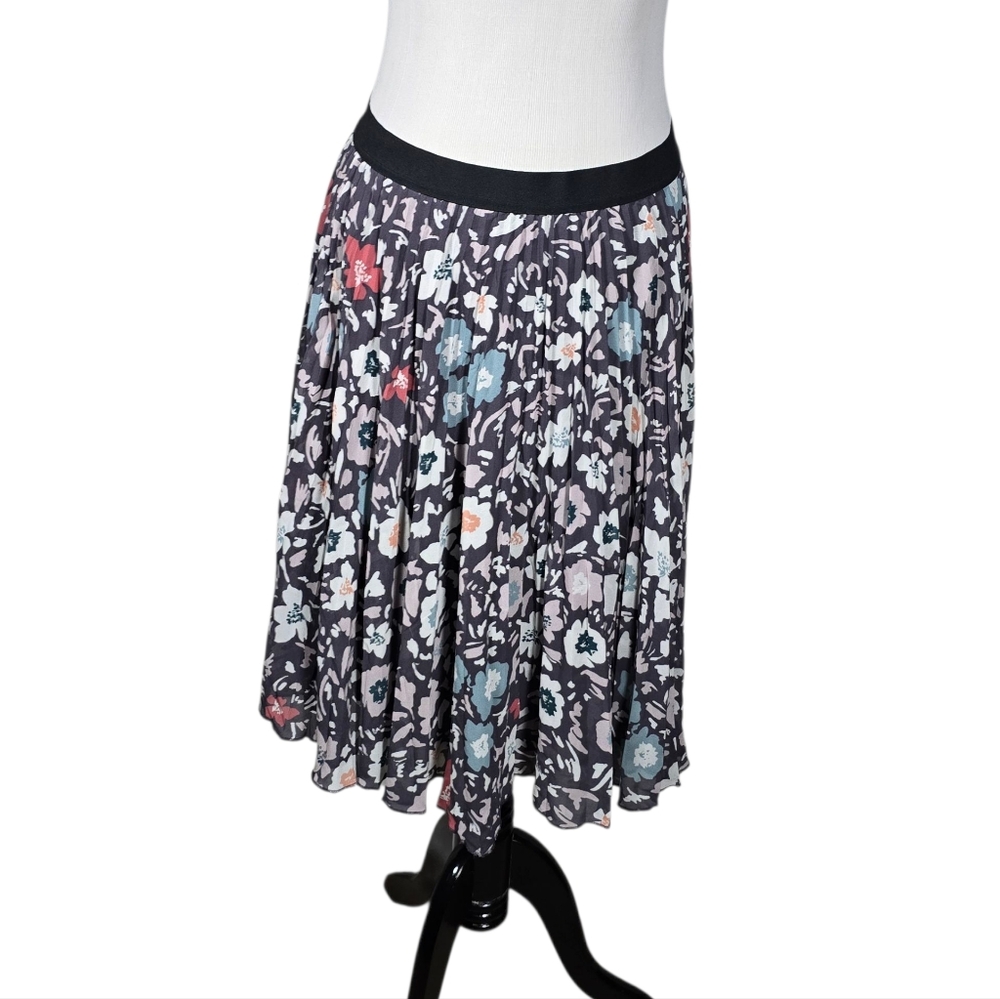 LOFT Outlet Petite Large LP Pleated A-Line Floral Skirt